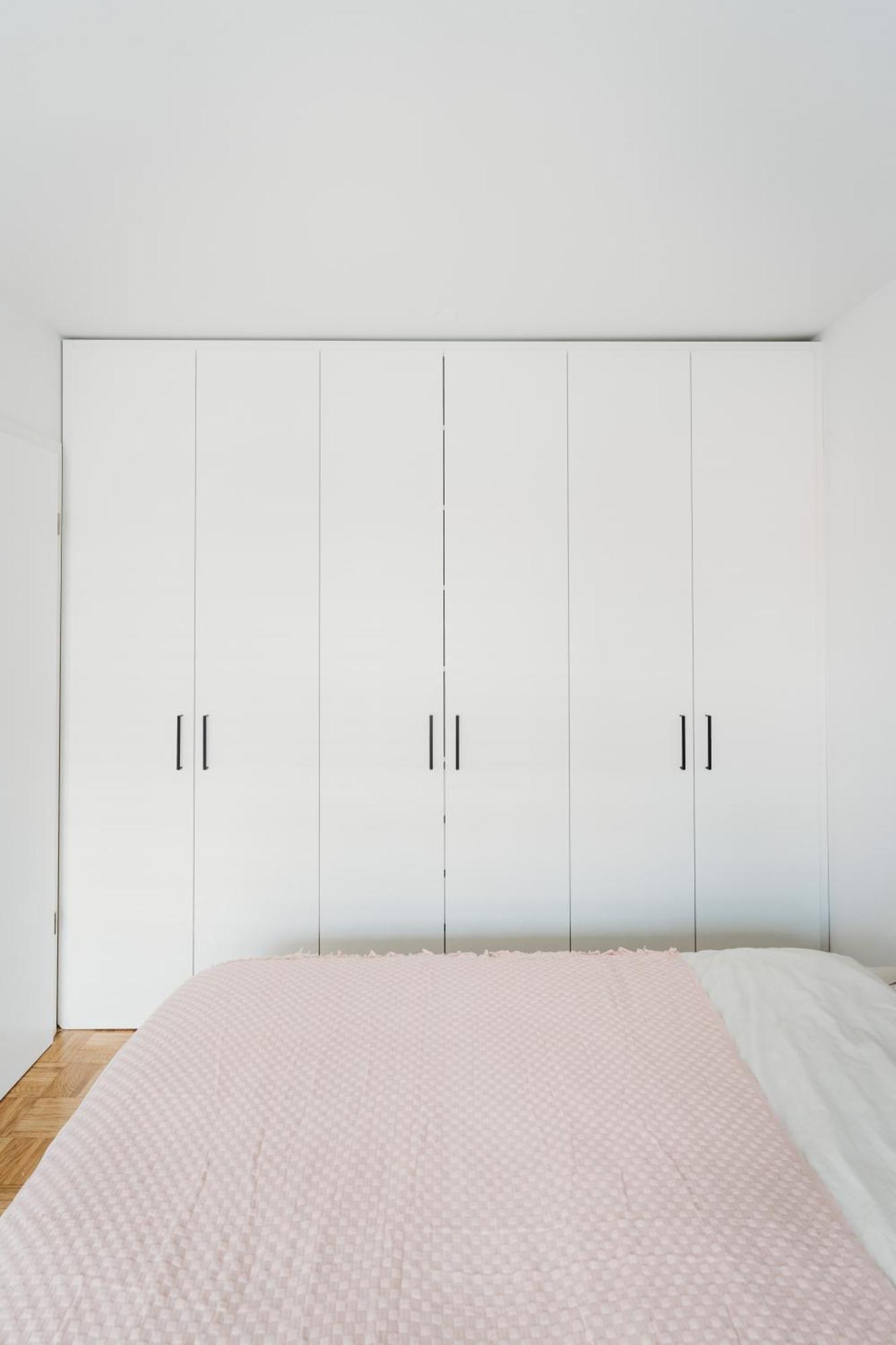 Peaceful Little Retreat, Spacious Free Garage Park Apartma