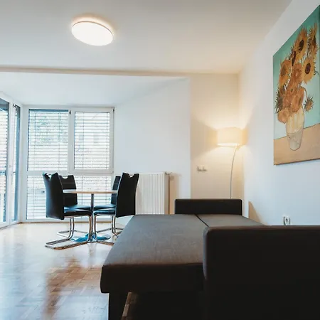 Peaceful Little Retreat, Spacious Free Garage Park Ljubljana Exterior photo